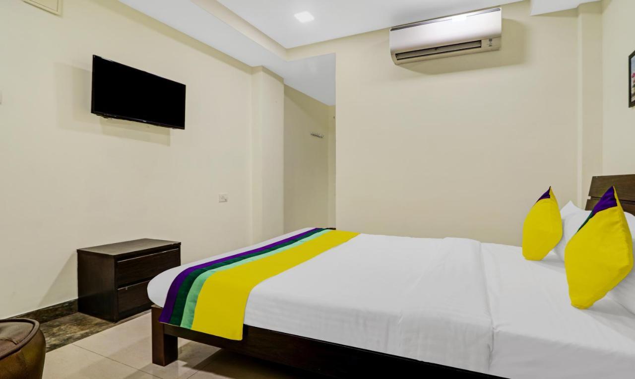 Itsy Hotels Infinity, Hitech City Hyderabad Exterior photo